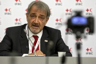 Le président de la Fédération internationale des sociétés nationales de la Croix-Rouge et du Croissant-Rouge (FICR) Francesco Rocca a pris la décision de quitter l'organisation après une polémique liée à son mandat politique en Italie (archives)....